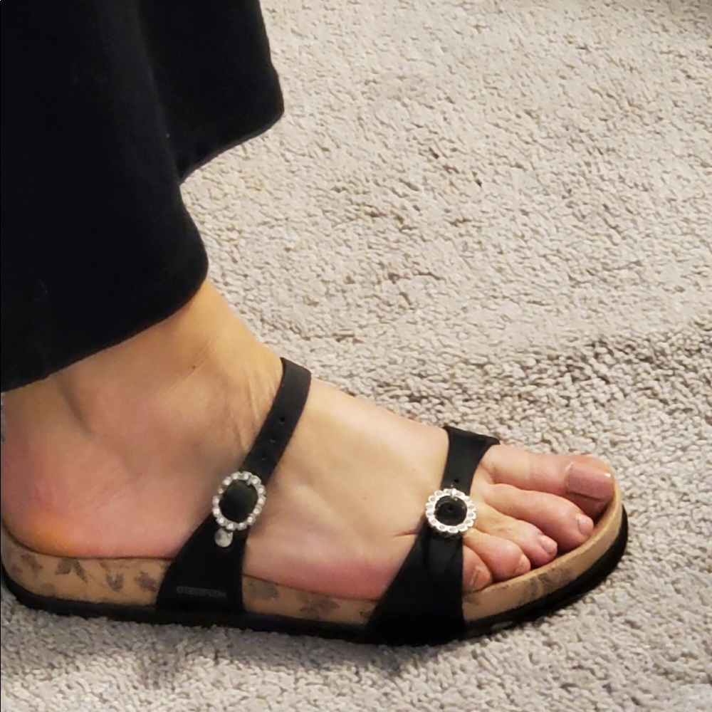 Cute black sandals